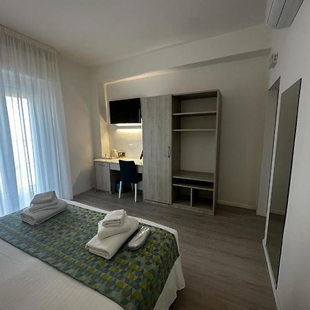 My Home Reggio Calabria Esterno foto
